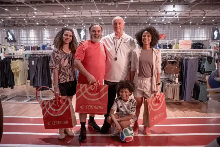 Centauro e Felipão: Conexão Emocional na Campanha de Natal 2025