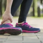 Como evitar lesões ao correr: dicas para prevenir entorses