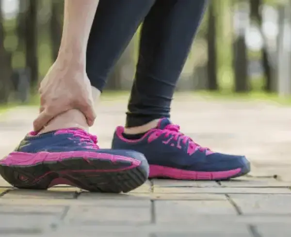 Como evitar lesões ao correr: dicas para prevenir entorses