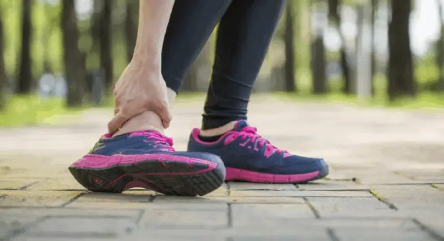 Como evitar lesões ao correr: dicas para prevenir entorses