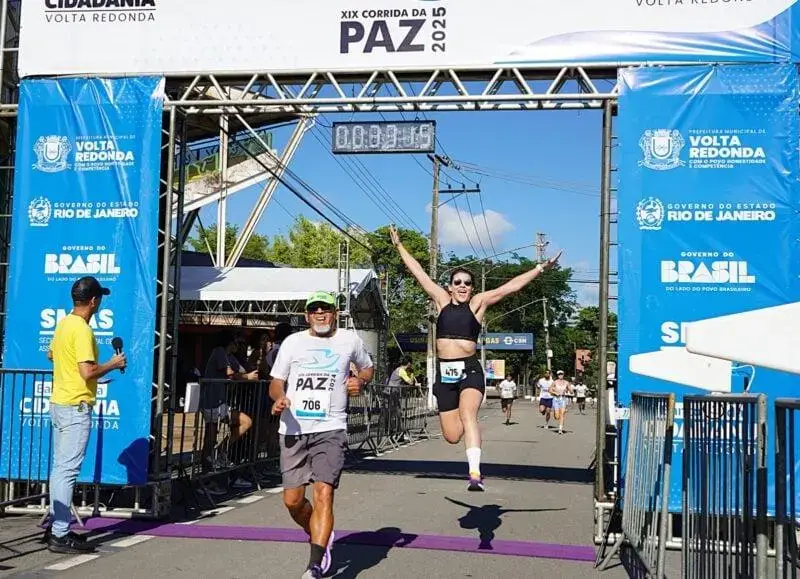 Corrida da Paz arrecada três toneladas de alimentos em Volta Redonda