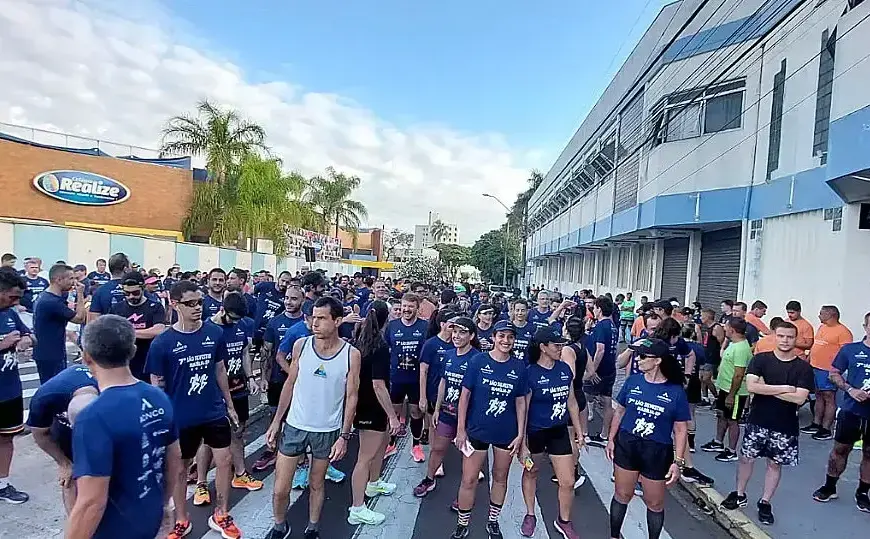 Corrida da Virada em Marília: Mais de 2 mil atletas e solidariedade