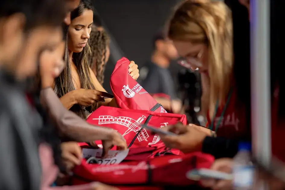 Metrópoles Run: Entrega de Kits Agita Atletas em Brasília