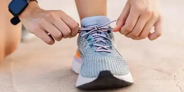 Os melhores tênis de corrida por menos de R$ 300 em 2025