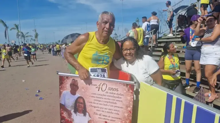 Atleta homenageia esposa e celebra 40 anos de casamento na Corrida de Reis