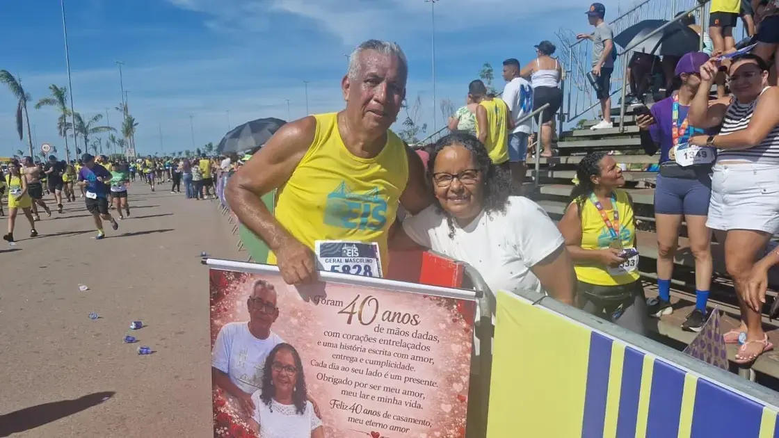 Atleta homenageia esposa e celebra 40 anos de casamento na Corrida de Reis