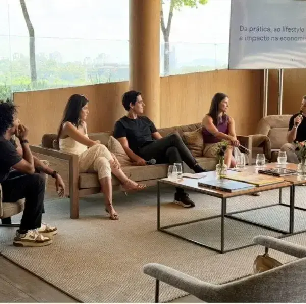 Nubank Ultravioleta se torna patrocinador master do Ironman Brasil