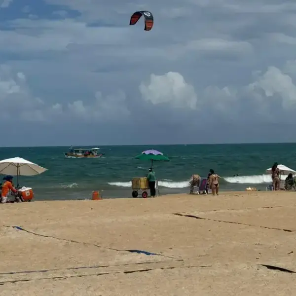 Turista morre durante corrida em praia da Grande Natal