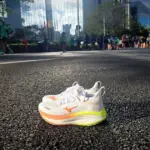Mizuno Neo Vista 3: estabilidade e amortecimento para longas distâncias