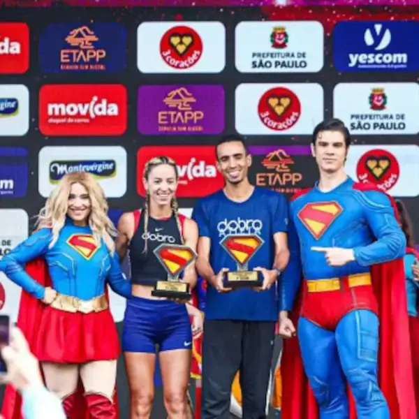 Casal vence a nova prova Supergirl & Superman Run de 15 km em estreia