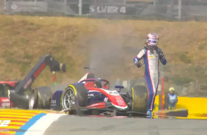 Rafael Câmara reage e vence a corrida principal da F2 em Spa — recuperação