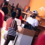 Authen realiza primeiro Mega Bazar no Rio com peças a partir de R$25